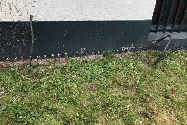 injecteren optrekkend vocht vanaf buiten
